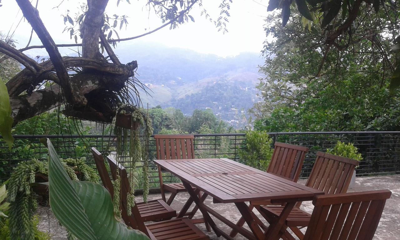 Bed and Breakfast Selyna Sky Terrace Kandy Exterior foto